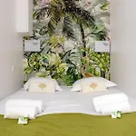 Unique Studio - Central Area